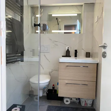 Appartement*gare De L'est-paris 10 *
